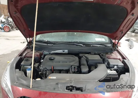 2016 Hyundai Sonata Limited z USA, uszkodzony, nr VIN 5NPE34AF2GH302491